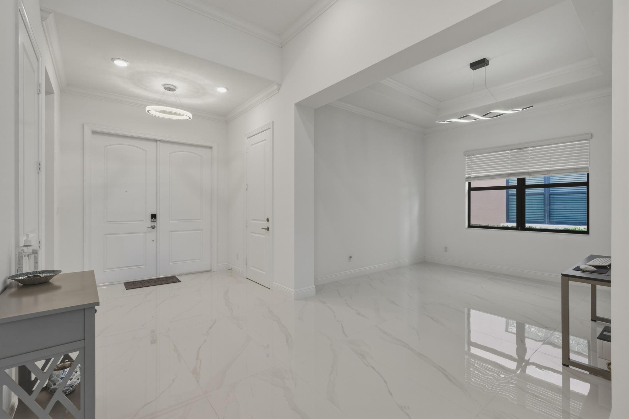 PARKLAND BAY - Residential