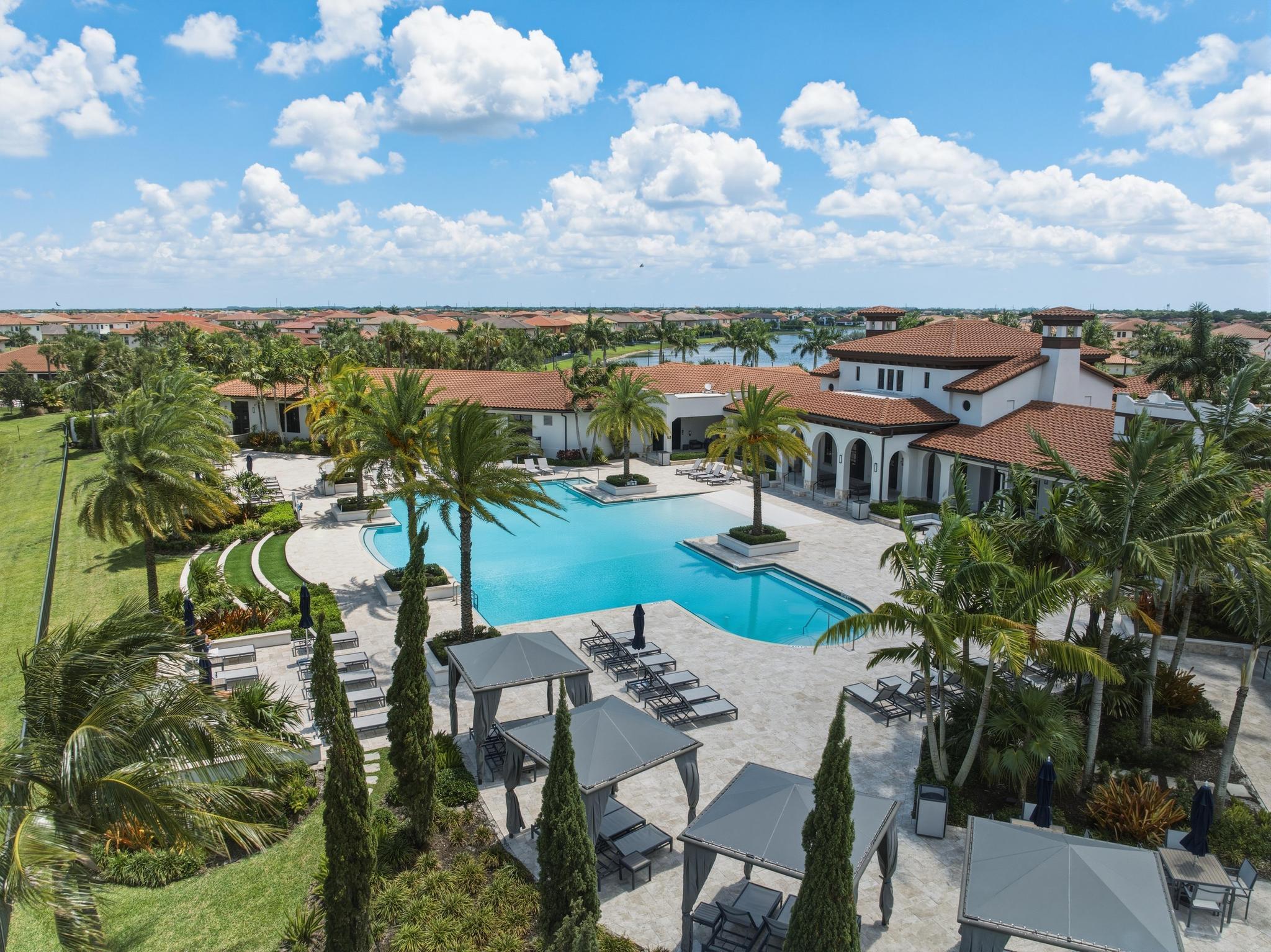 PARKLAND BAY - Residential
