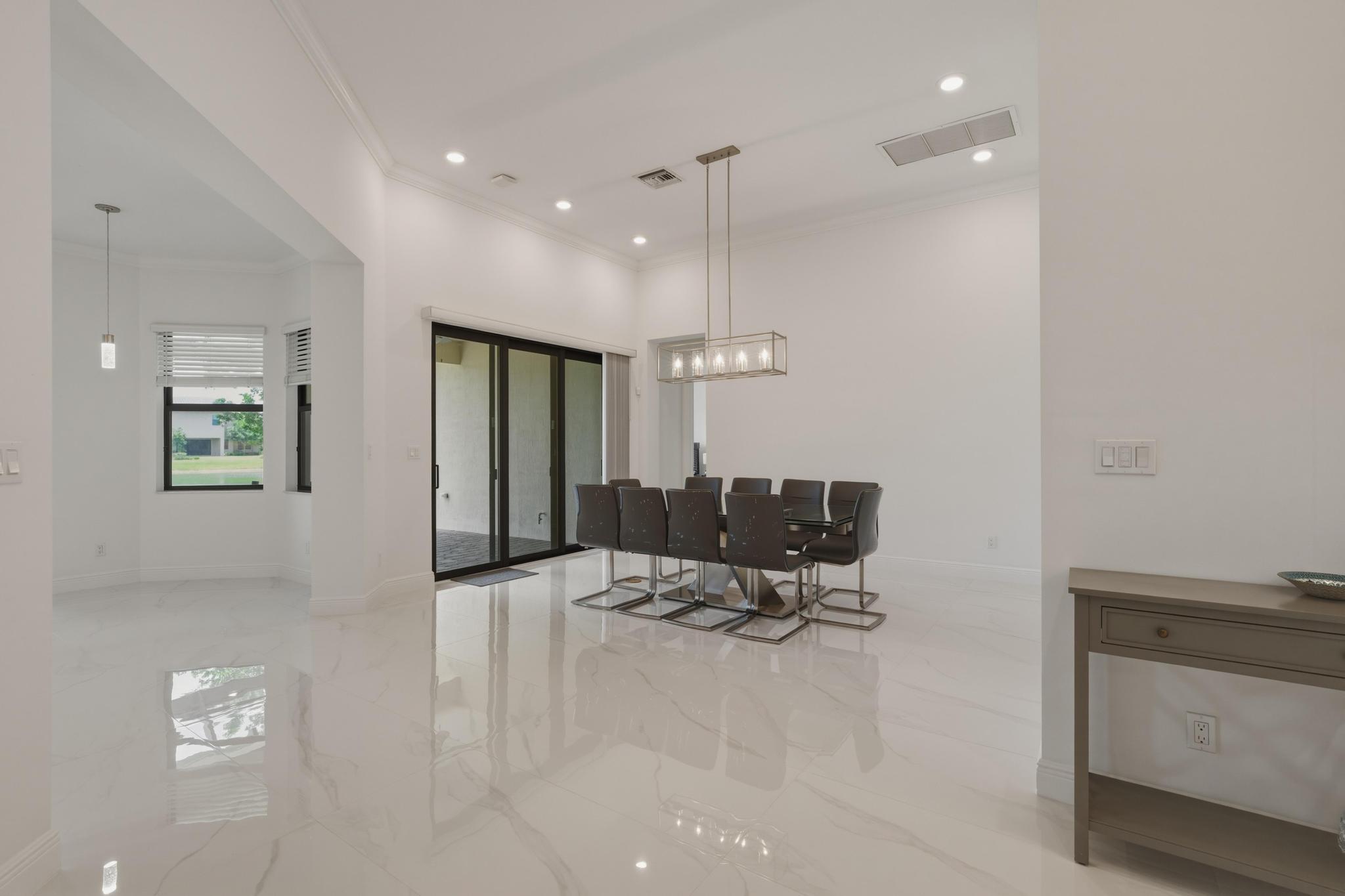 PARKLAND BAY - Residential