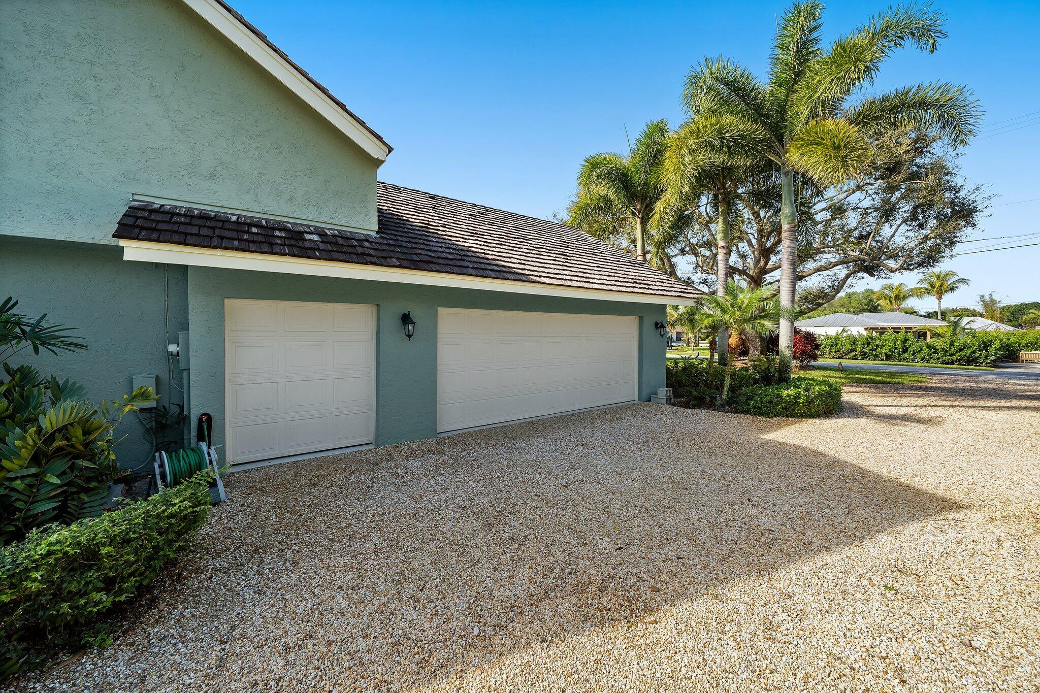 HUNT CLUB COLONY - Residential