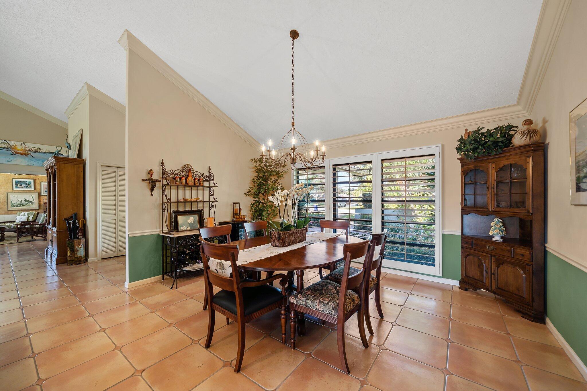 HUNT CLUB COLONY - Residential