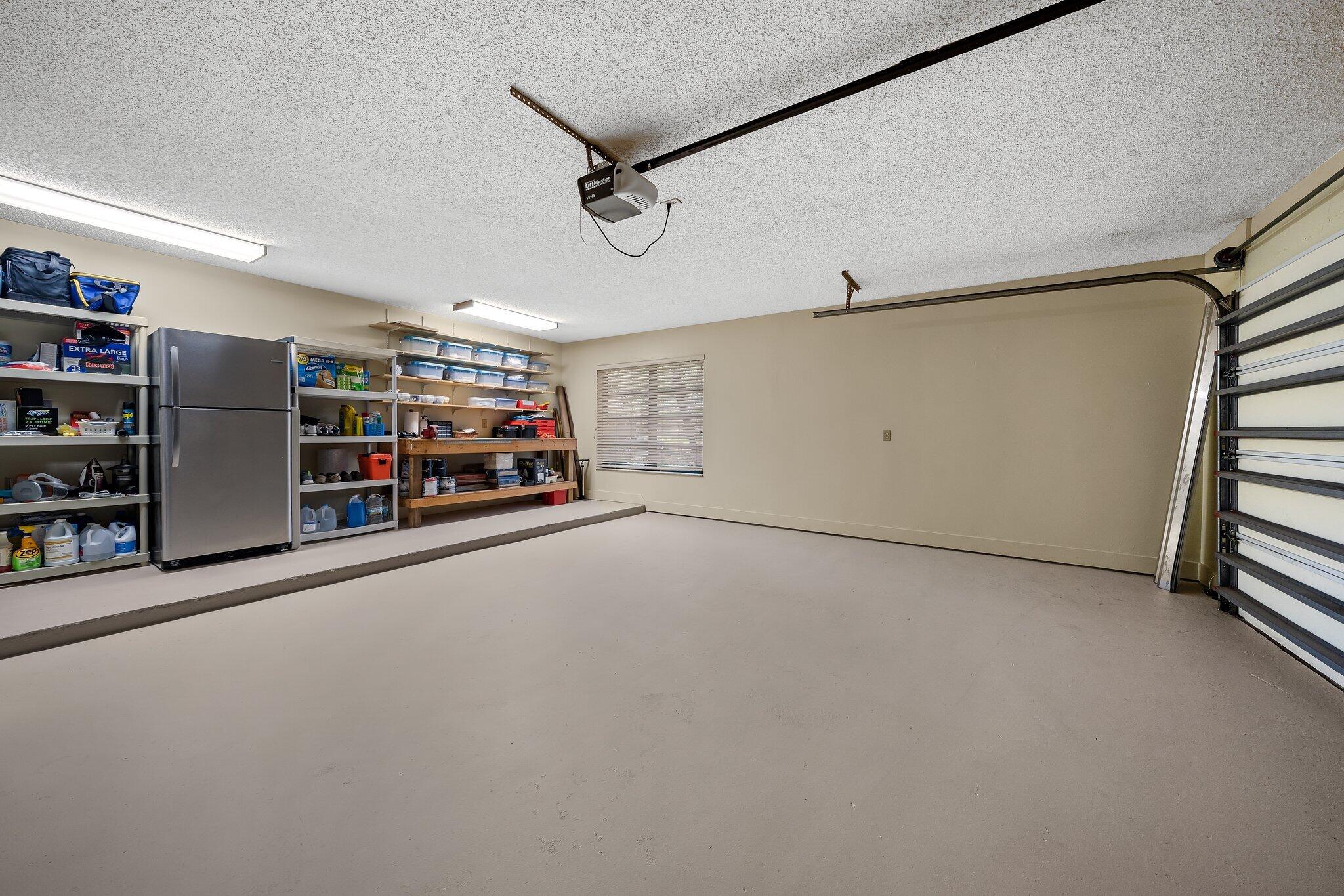 HUNT CLUB COLONY - Residential