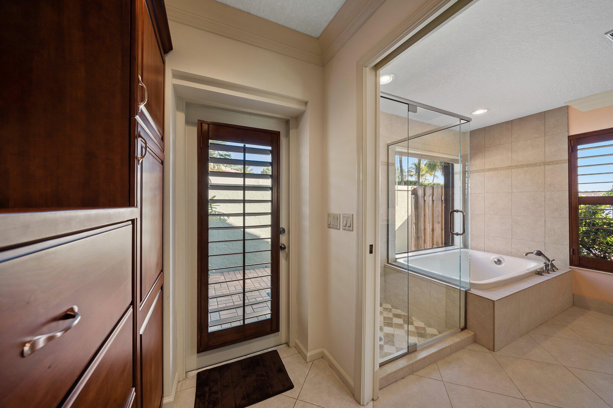 HUNT CLUB COLONY - Residential