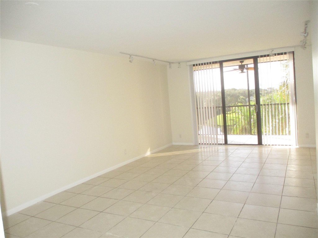 Tradewinds B Condo - Residential Lease