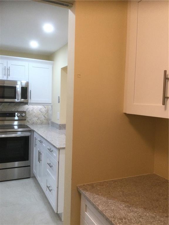 Pine Ridge Condo 04 South - Residential Lease