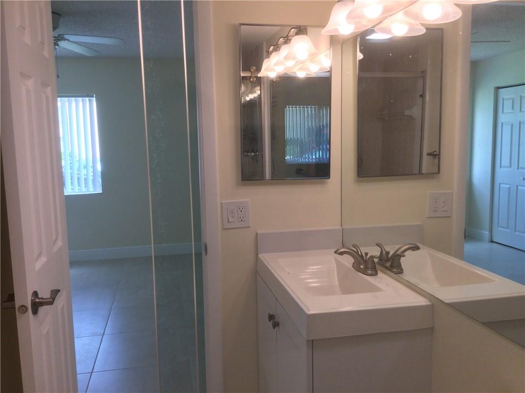 Pine Ridge Condo 04 South - Residential Lease