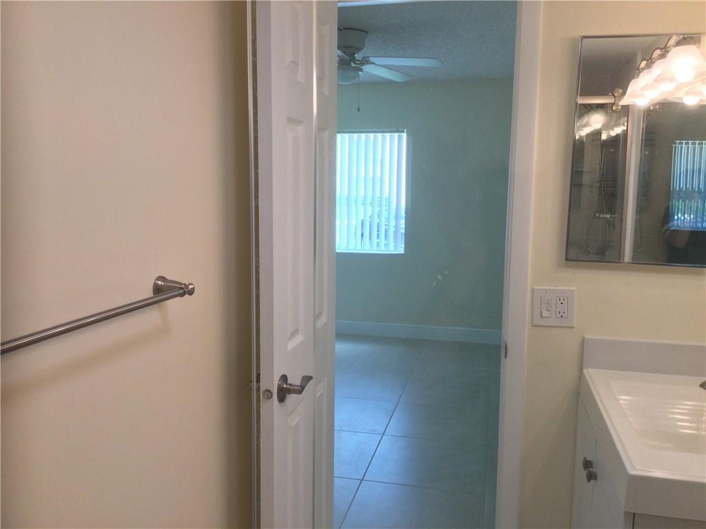 Pine Ridge Condo 04 South - Residential Lease