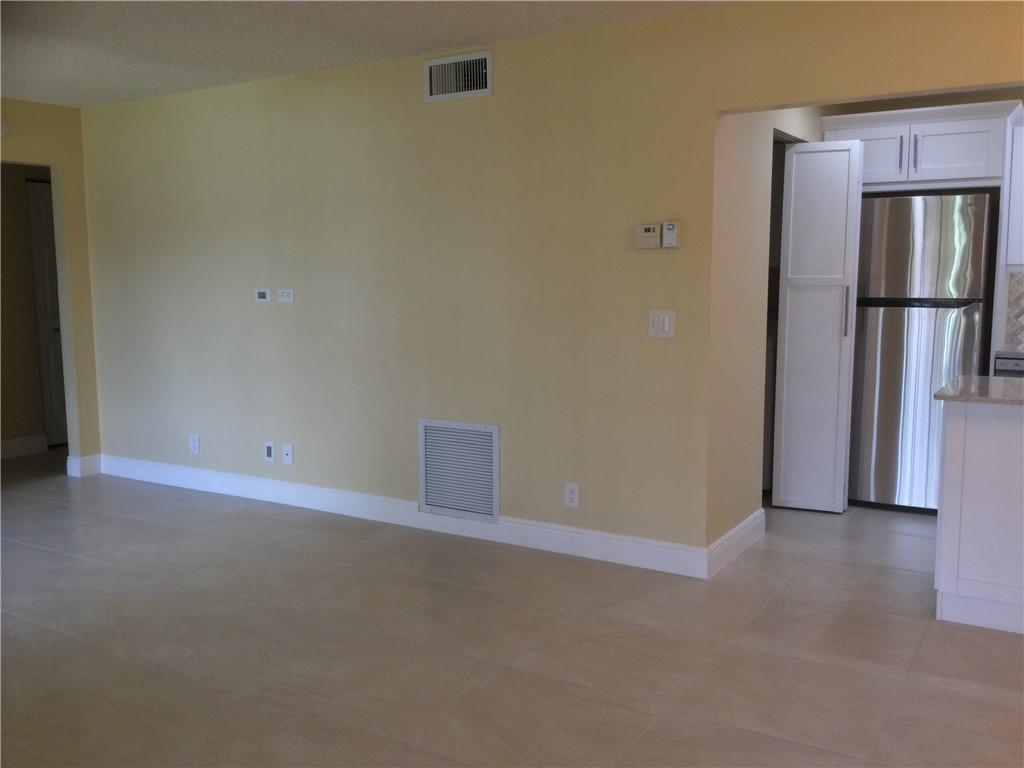 Pine Ridge Condo 04 South - Residential Lease