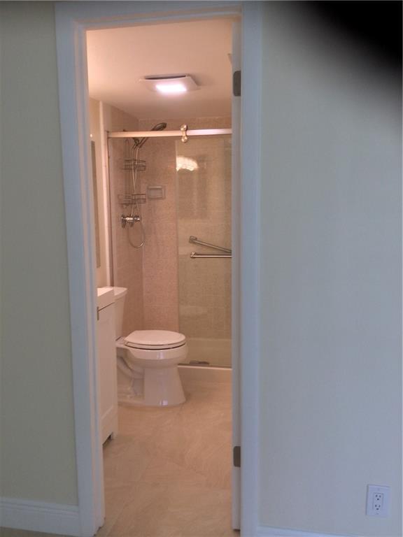 Pine Ridge Condo 04 South - Residential Lease