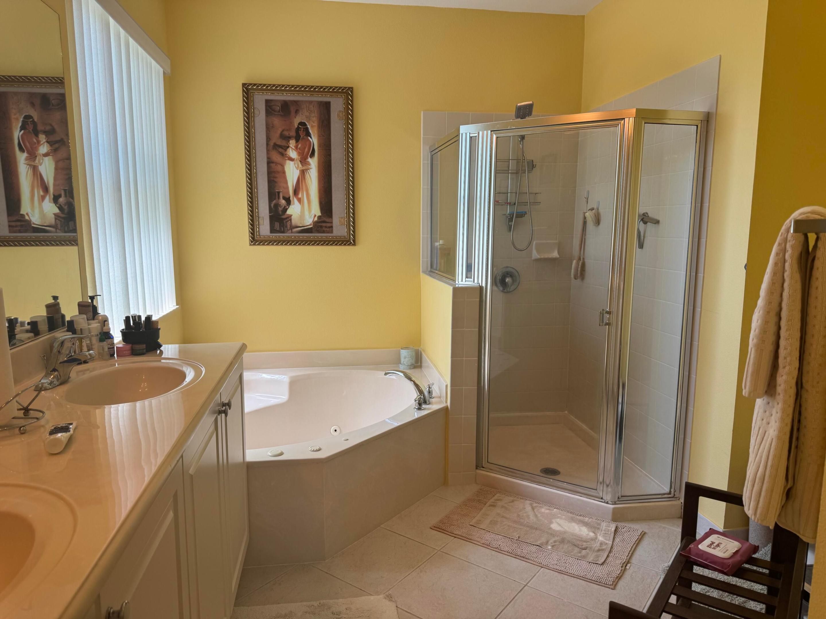 MURANO AT HAMPTON PK NO 4 CONDO - Residential