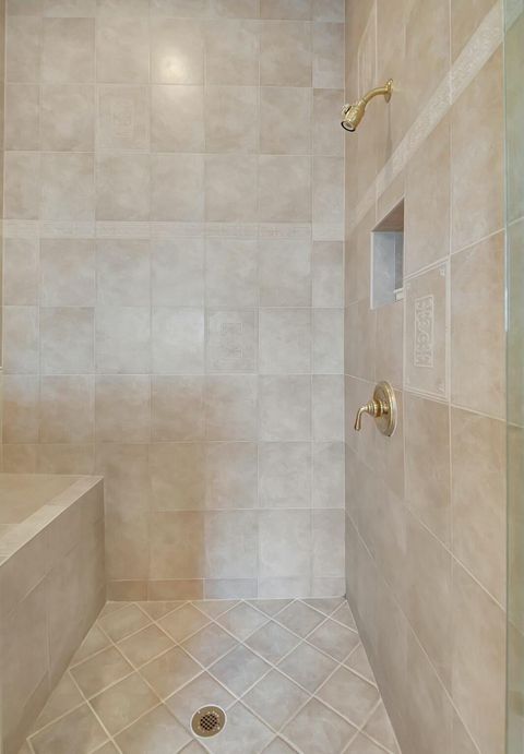 listing image 52
