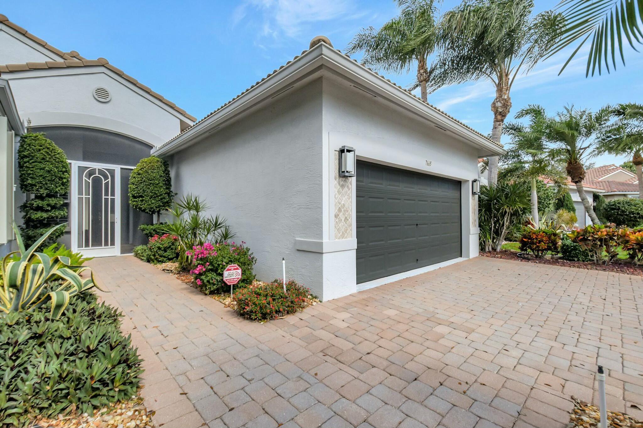 7665 Lockhart Way