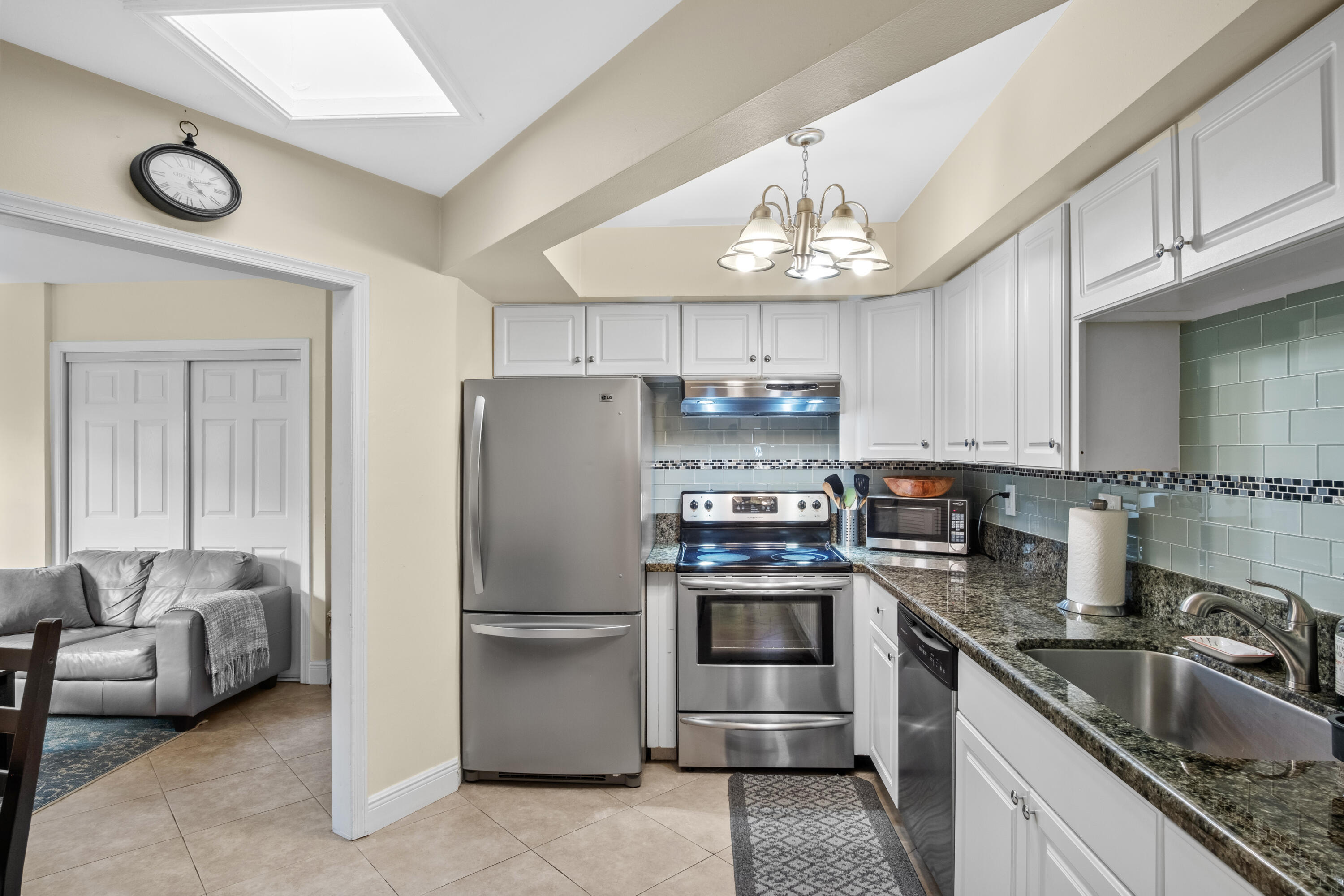 DELL PARK - Residential Lease