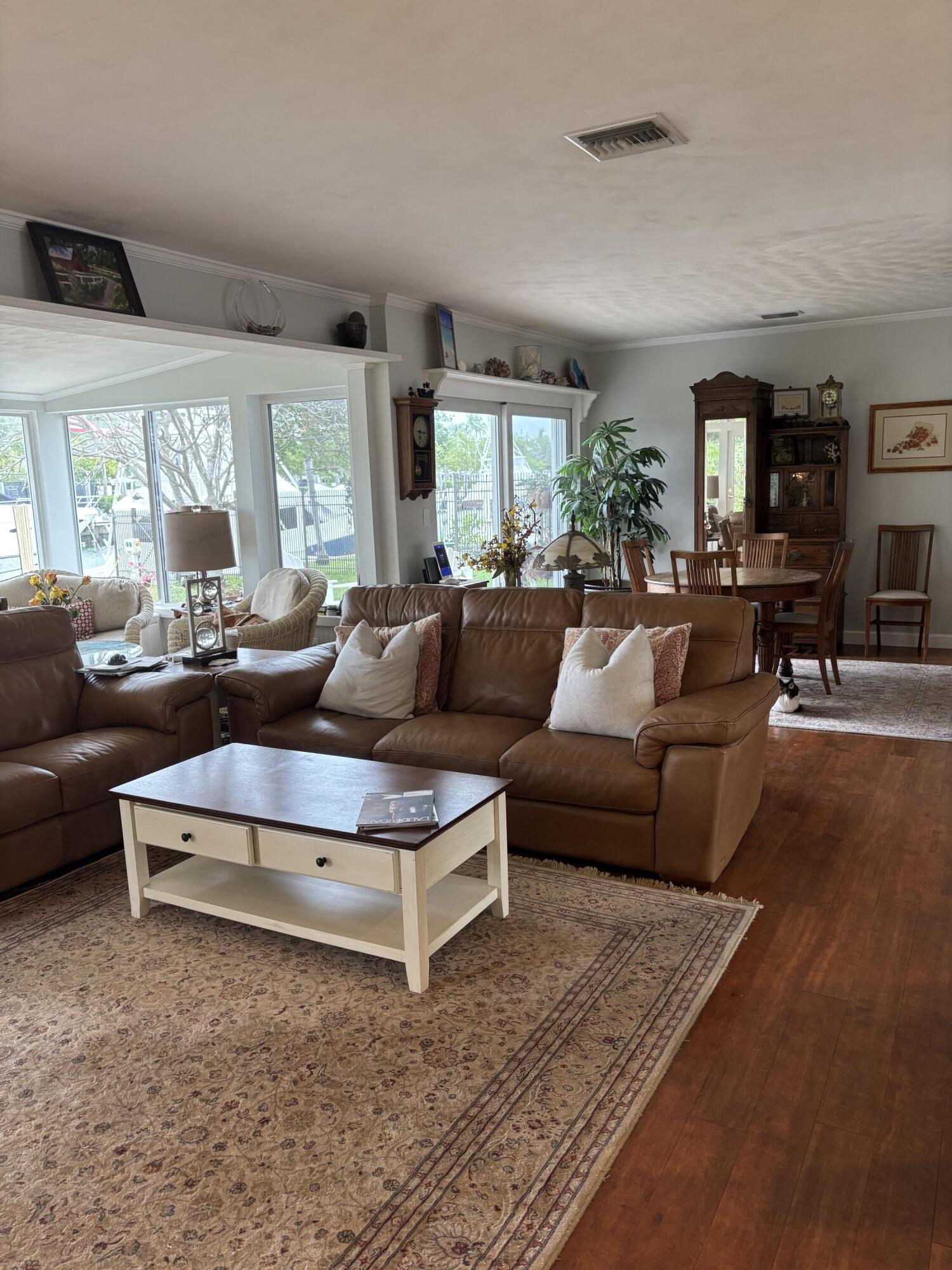 LAUDERDALE HARBORS SEC A RESUB - Residential