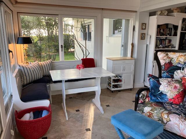 LAUDERDALE HARBORS SEC A RESUB - Residential