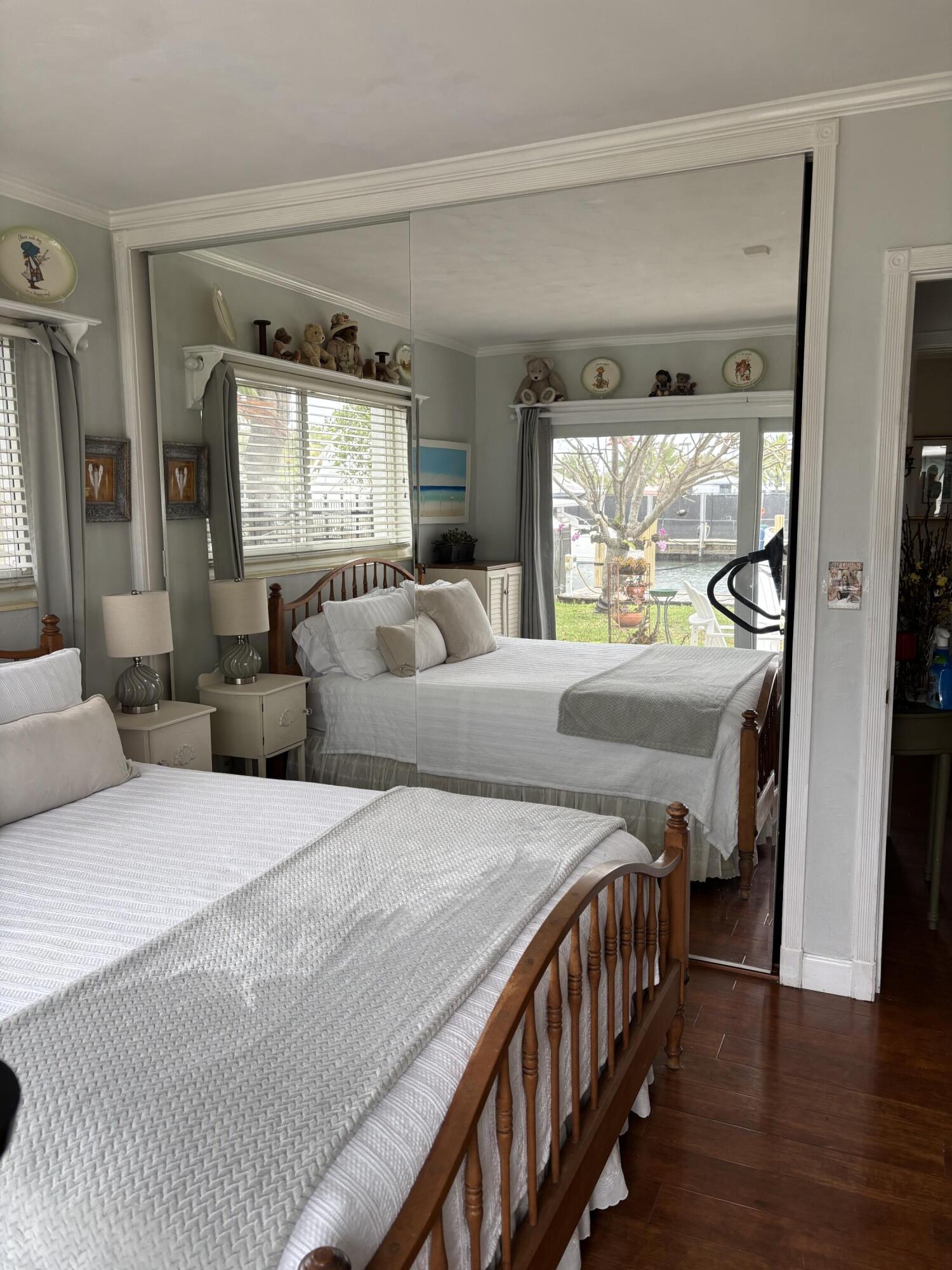 LAUDERDALE HARBORS SEC A RESUB - Residential