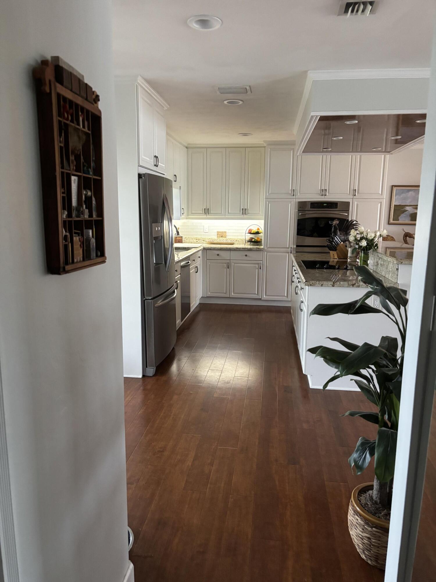 LAUDERDALE HARBORS SEC A RESUB - Residential