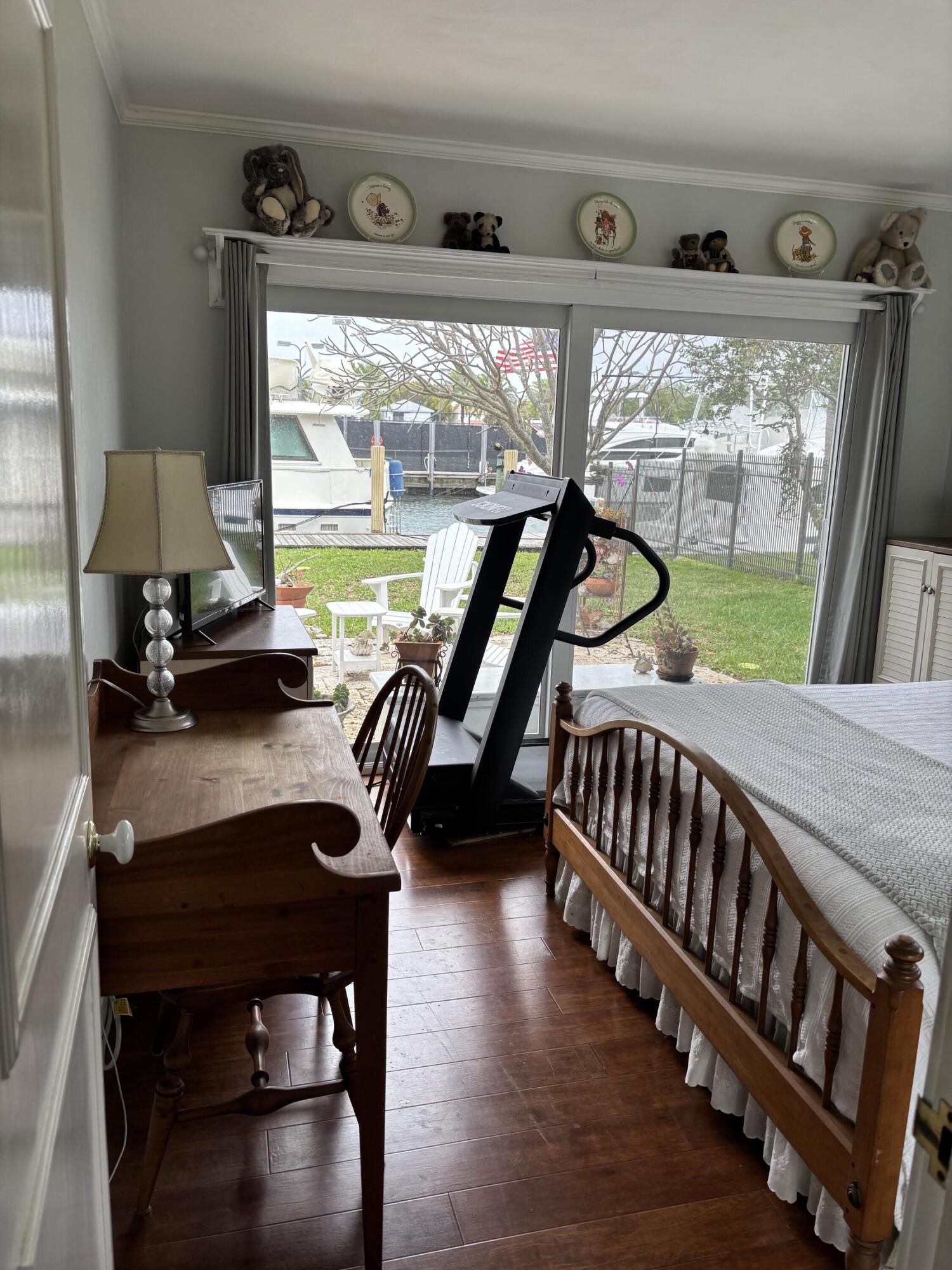 LAUDERDALE HARBORS SEC A RESUB - Residential