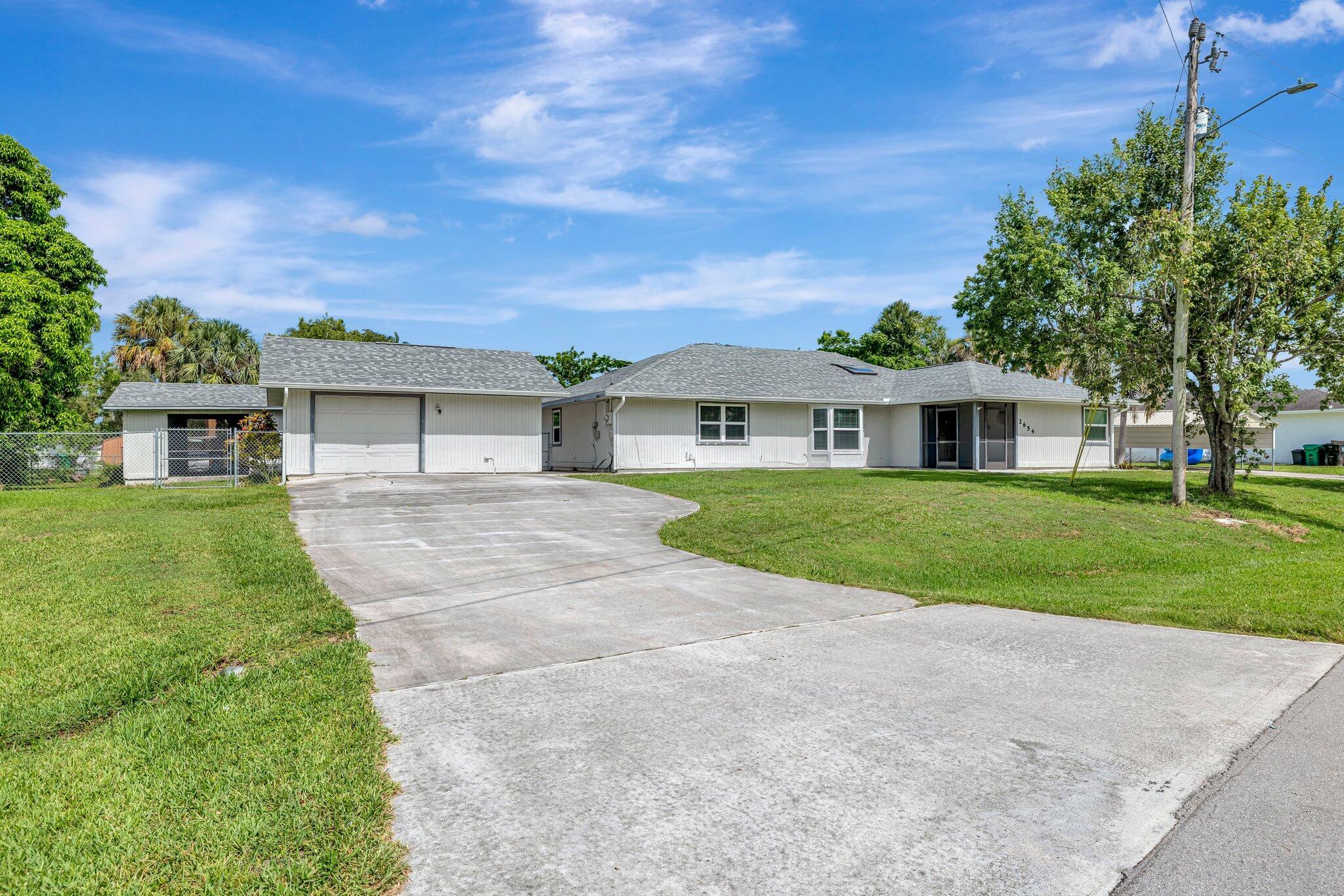 2654 SW Cadet Circle