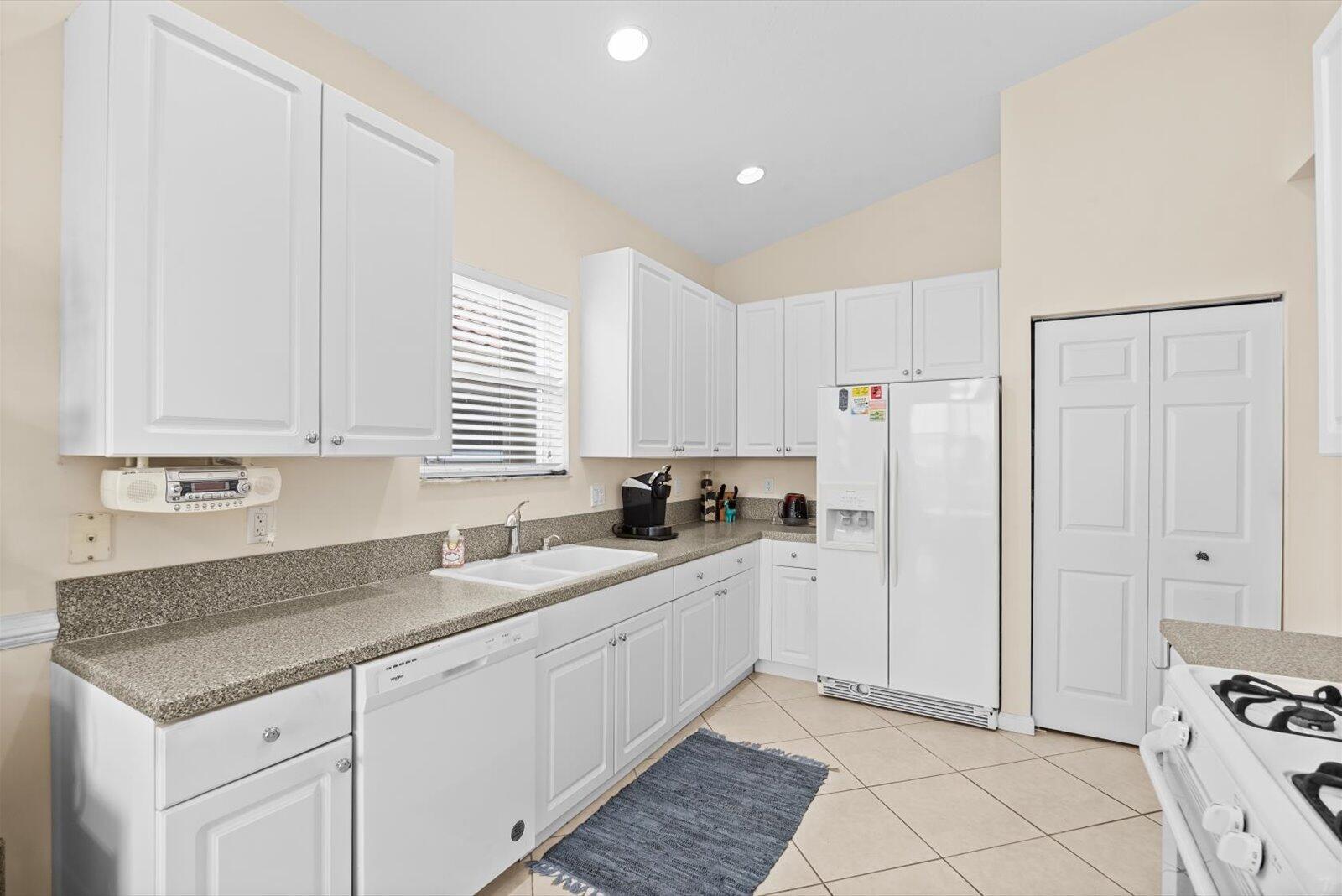 CASCADES AT ST LUCIE WEST - Residential