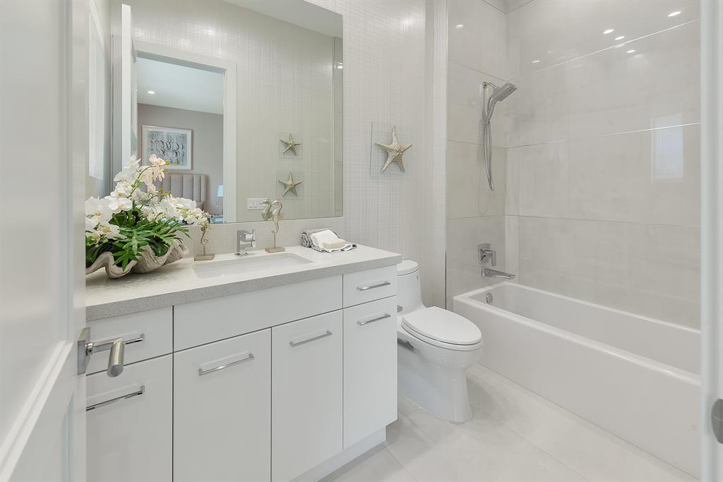 ST ANDREWS COUNTRY CLUB - Residential