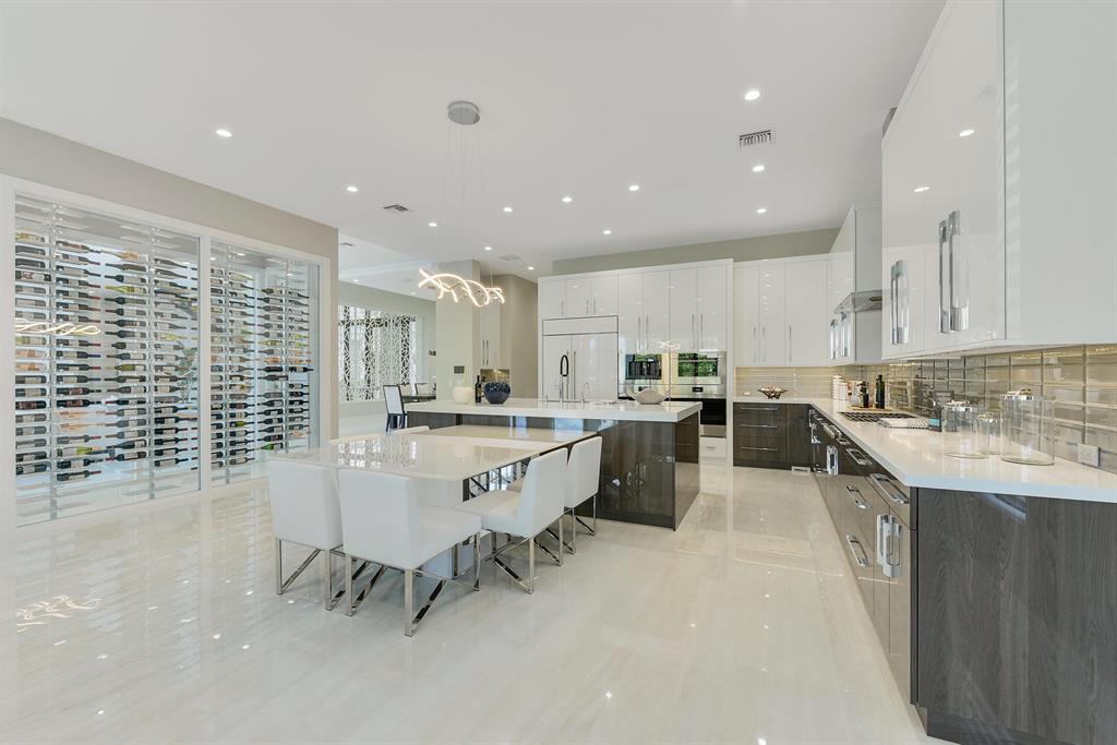 ST ANDREWS COUNTRY CLUB - Residential