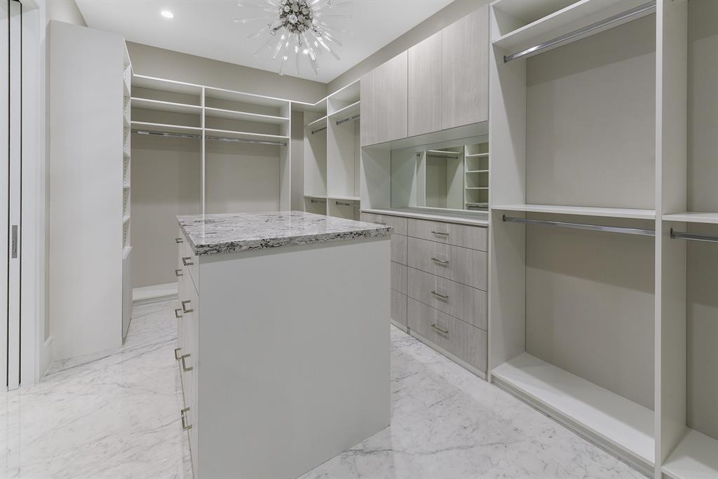 ST ANDREWS COUNTRY CLUB - Residential