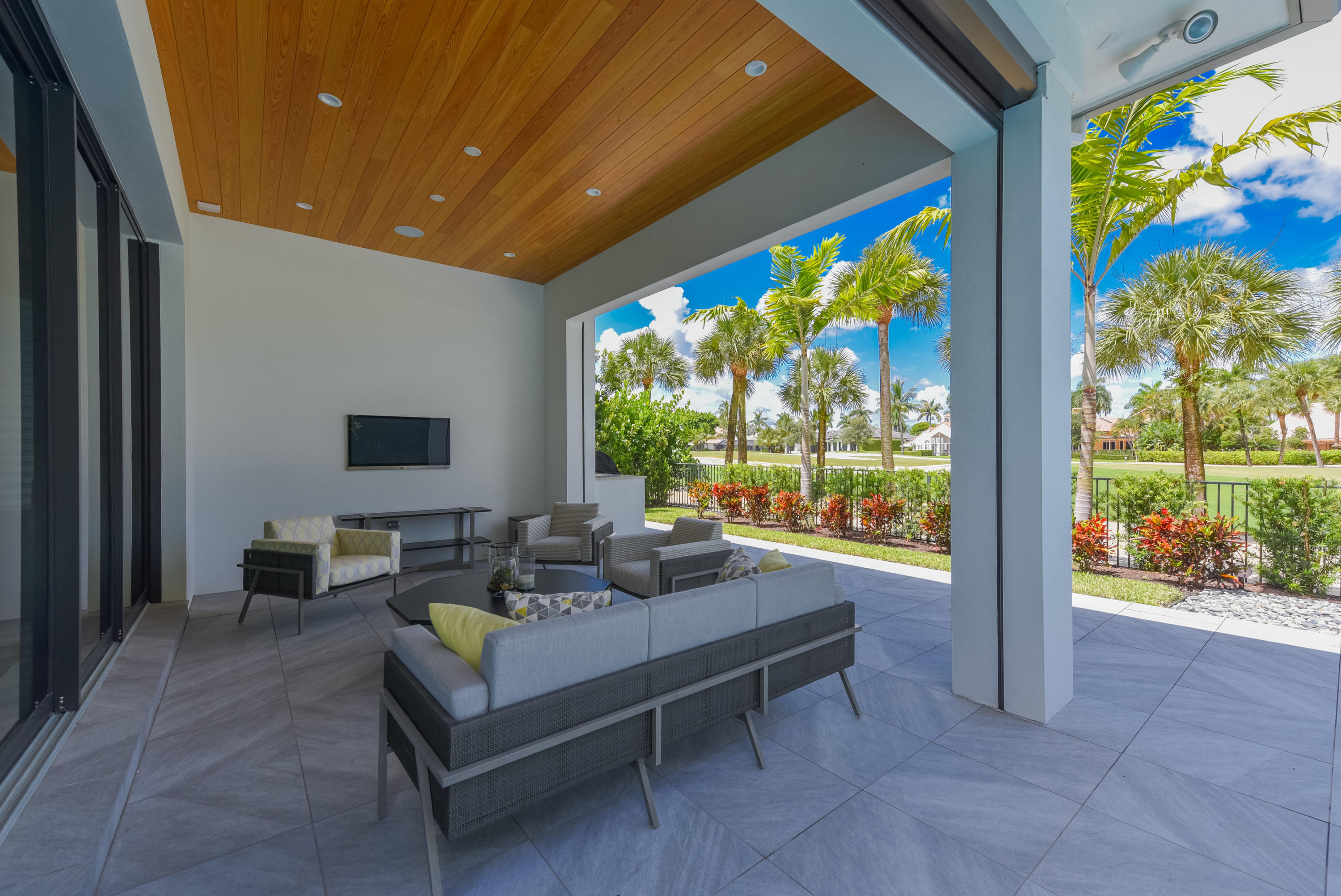 ST ANDREWS COUNTRY CLUB - Residential