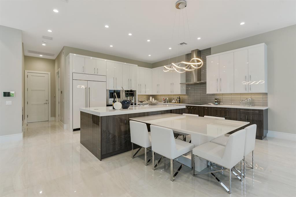 ST ANDREWS COUNTRY CLUB - Residential