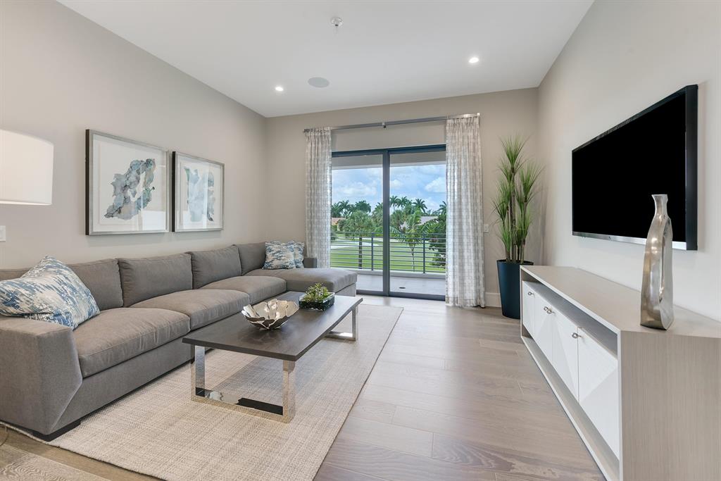 ST ANDREWS COUNTRY CLUB - Residential