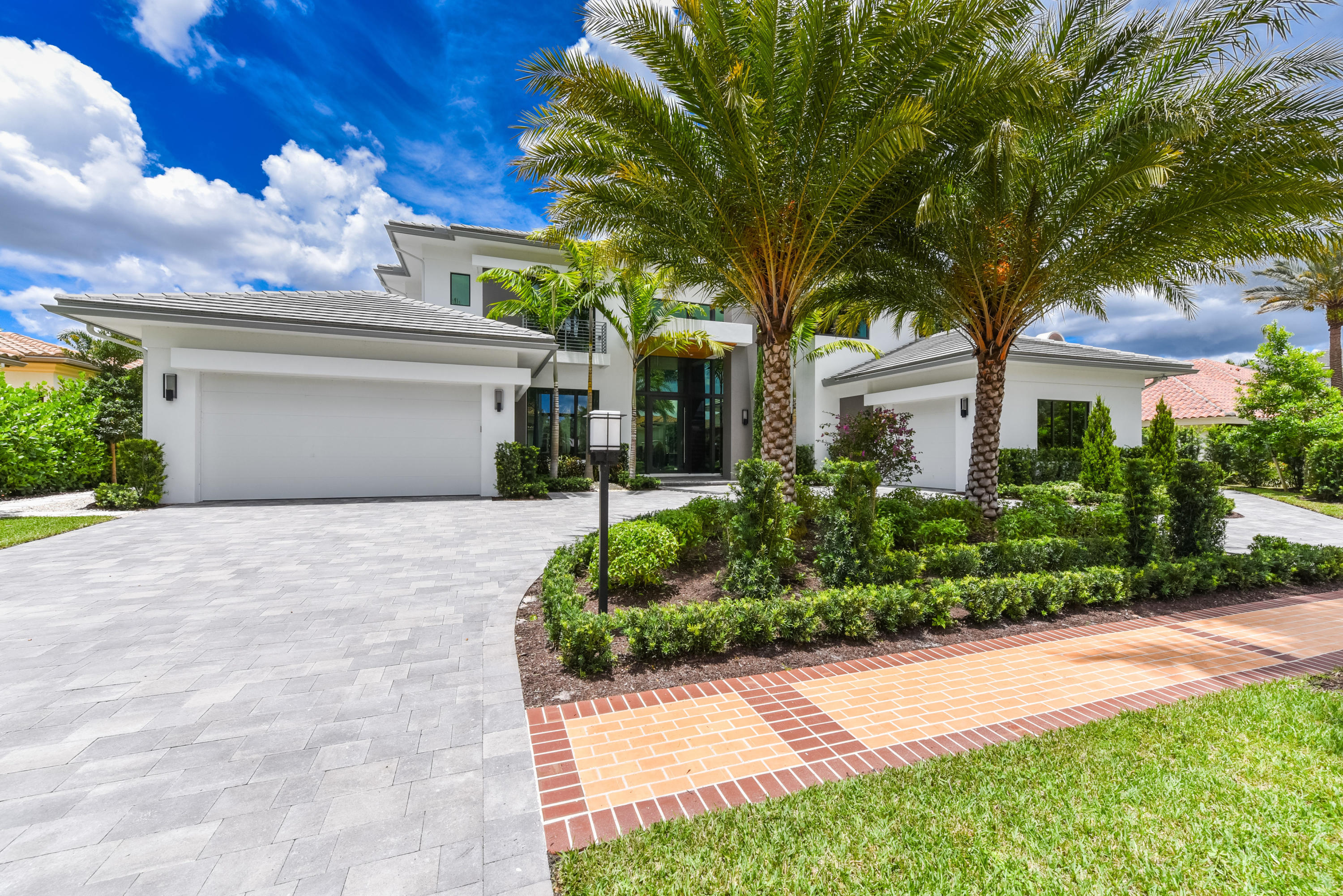 ST ANDREWS COUNTRY CLUB - Residential