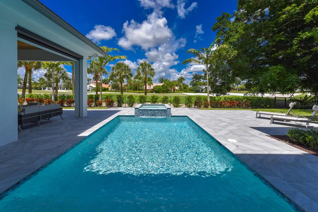 ST ANDREWS COUNTRY CLUB - Residential