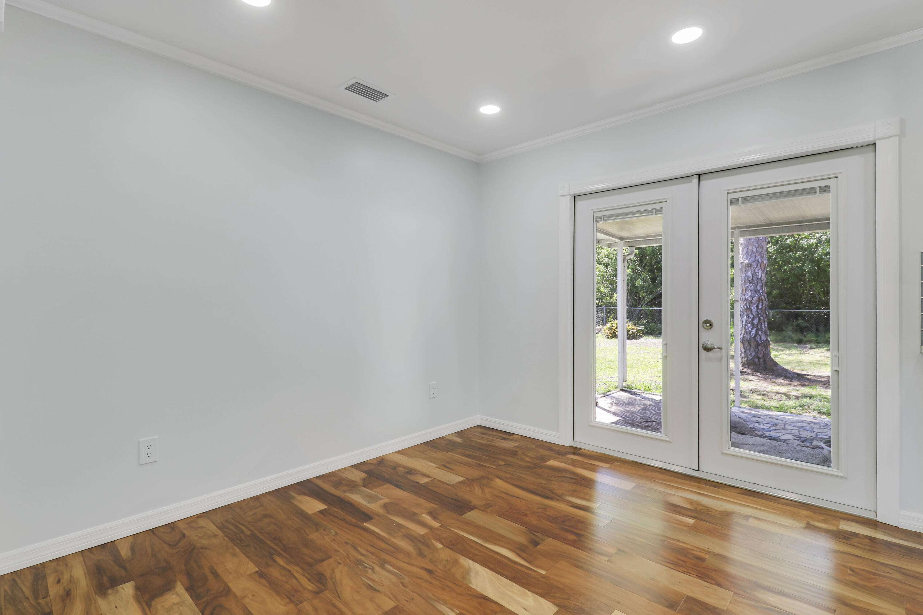 INDIAN RIVER ESTATES UNIT 8 - Residential