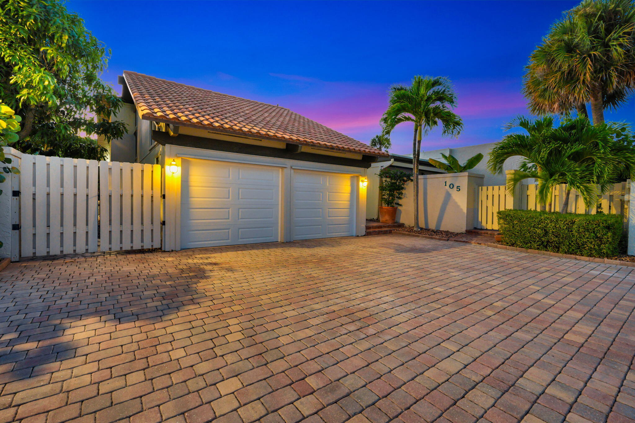 105 SANDPIPER Circle W