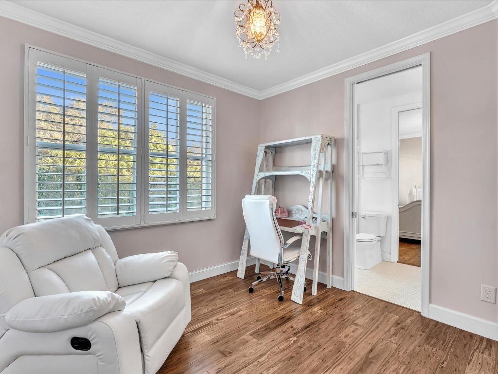 The Sticks 111-12 B - Residential