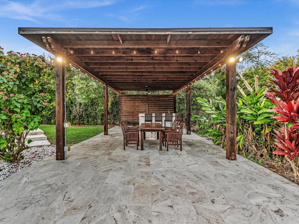 The Sticks 111-12 B - Residential