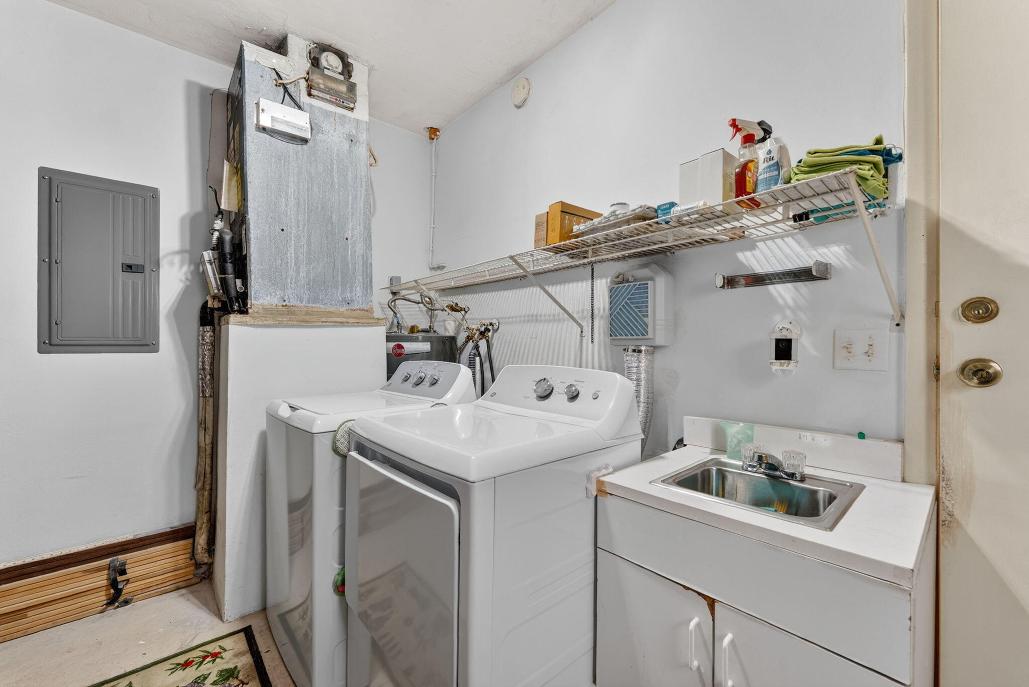 CRYSTAL LAKE VILLAS - Residential