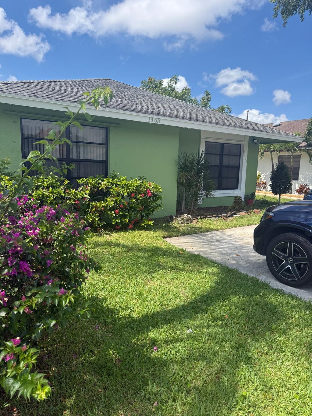 Photo of 1463 Summit Run Circle, West Palm Beach, FL 33415 (MLS # B26047592)