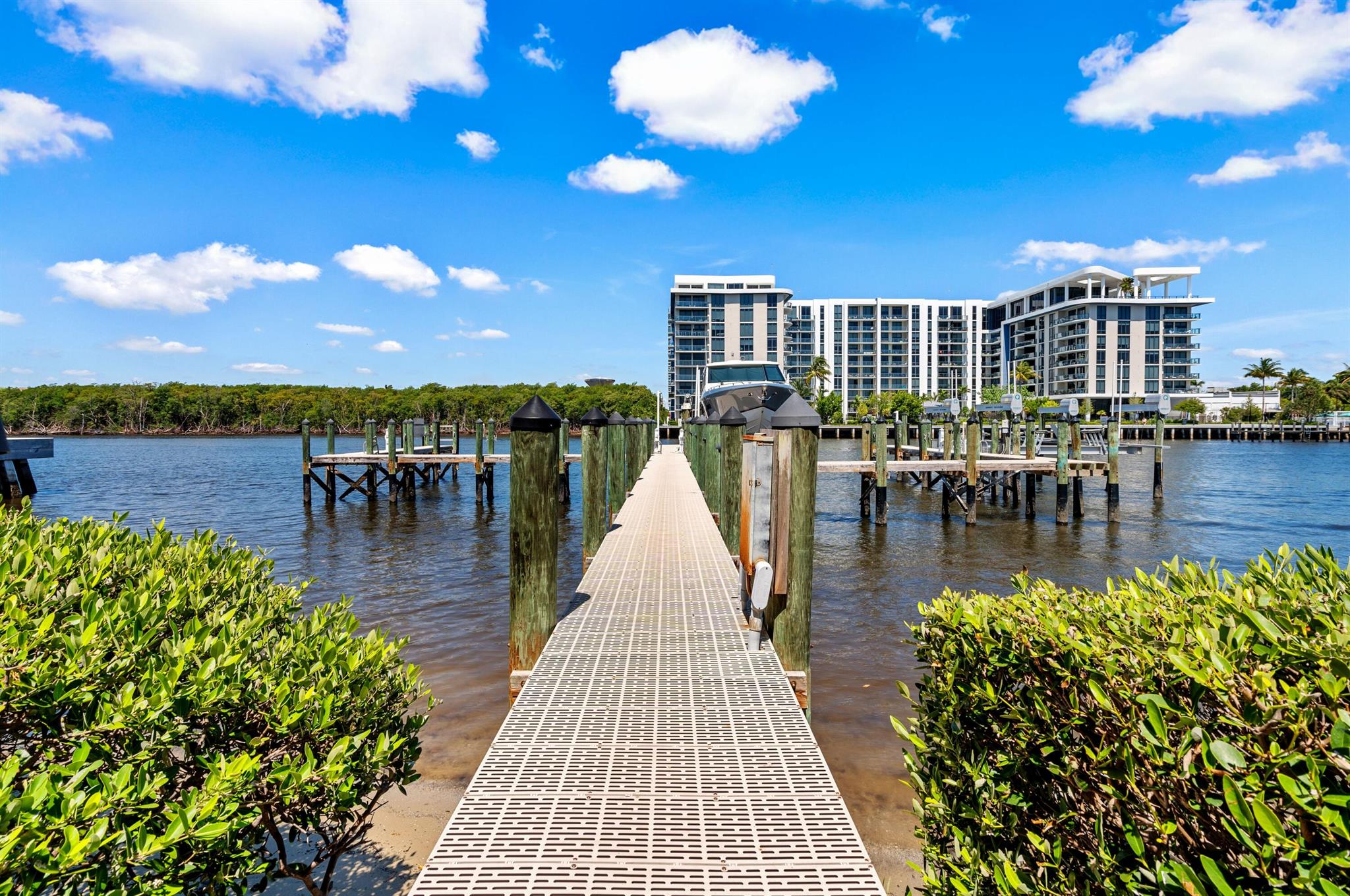 OCEAN RIDGE YACHT CLUB AN - Residential