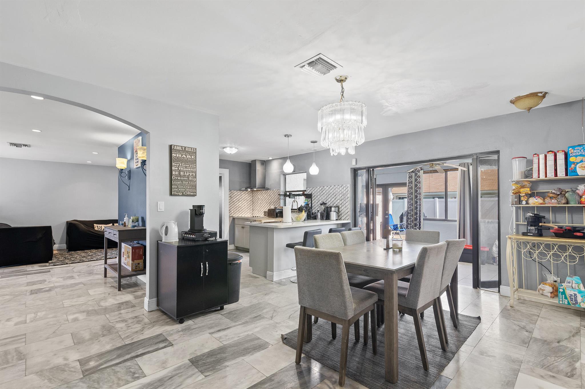 8611 NW 47th Court
