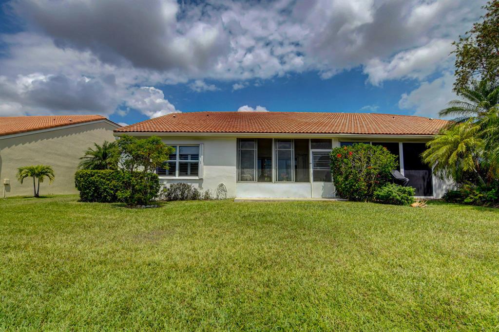 FLORAL LAKES 2 - Residential