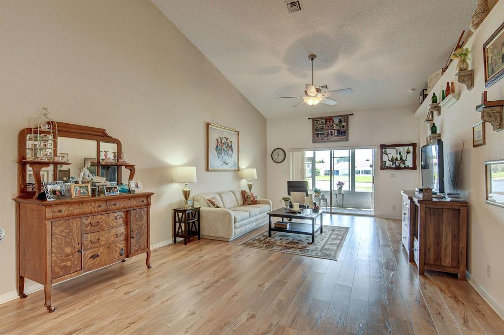 FLORAL LAKES 2 - Residential