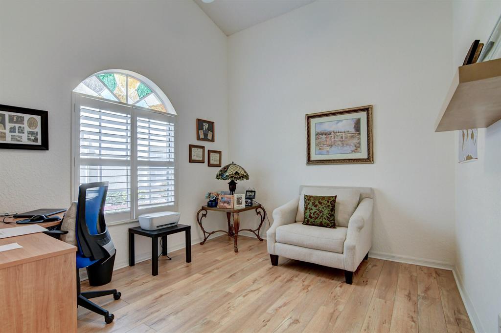 FLORAL LAKES 2 - Residential