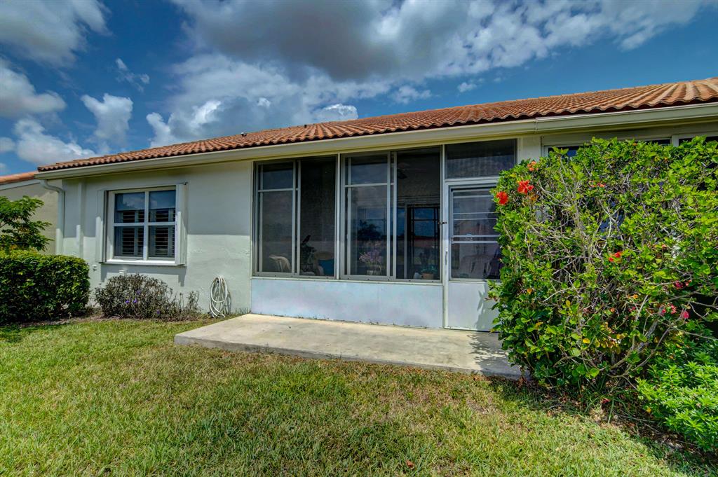 FLORAL LAKES 2 - Residential