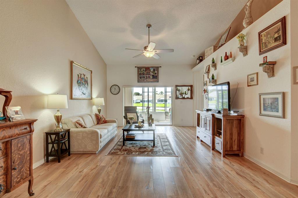 FLORAL LAKES 2 - Residential