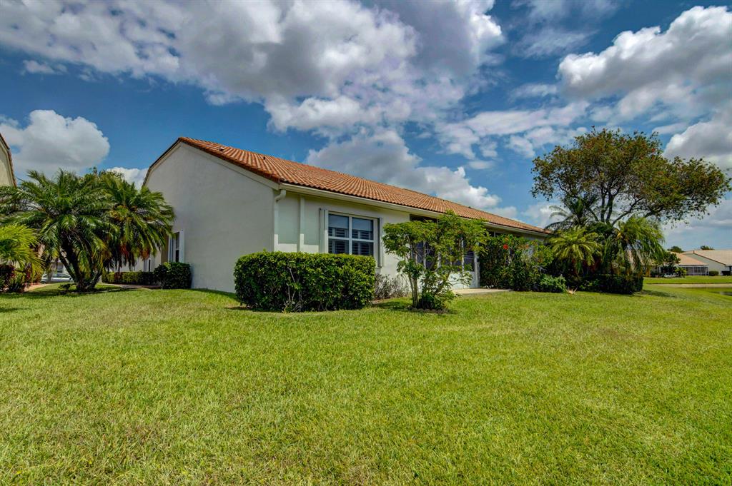 FLORAL LAKES 2 - Residential