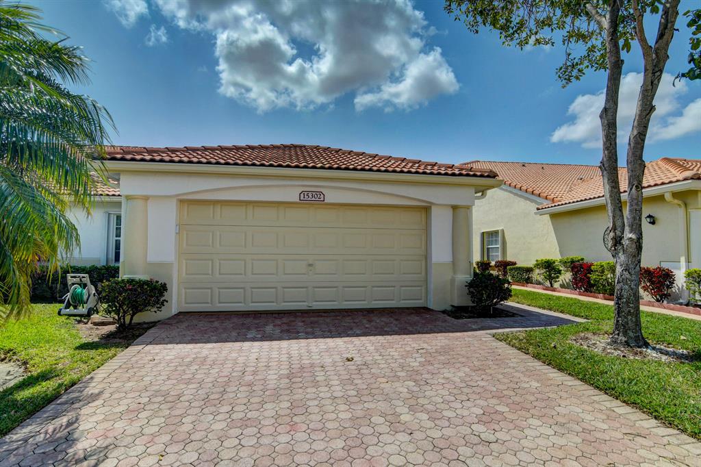 FLORAL LAKES 2 - Residential