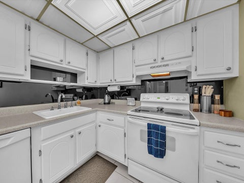 Tiny photo for 3215 S Ocean Boulevard #104, Highland Beach, FL 33487 (MLS # B26037228)