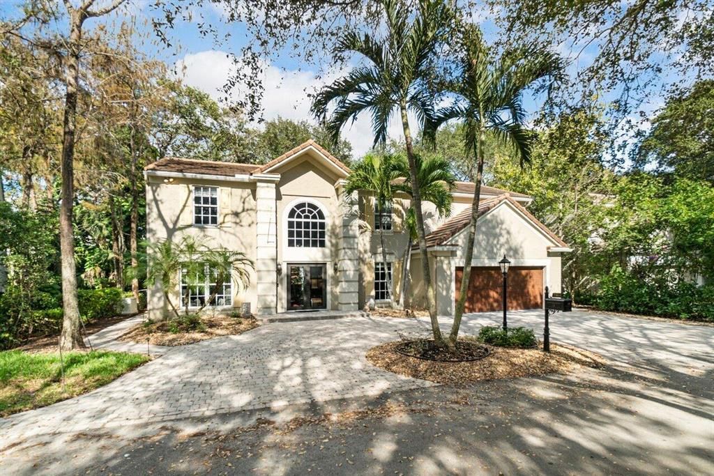 Photo of 7461 Red Bay Place, Coral Springs, FL 33065 (MLS # R10766818)