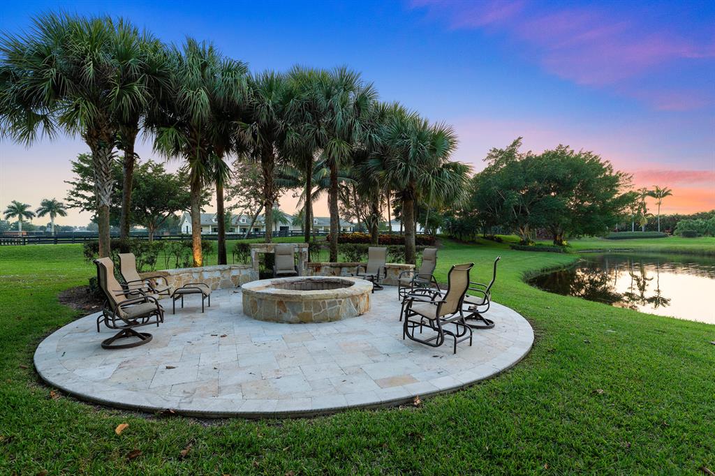 PALM BEACH POINT EAST - Residential